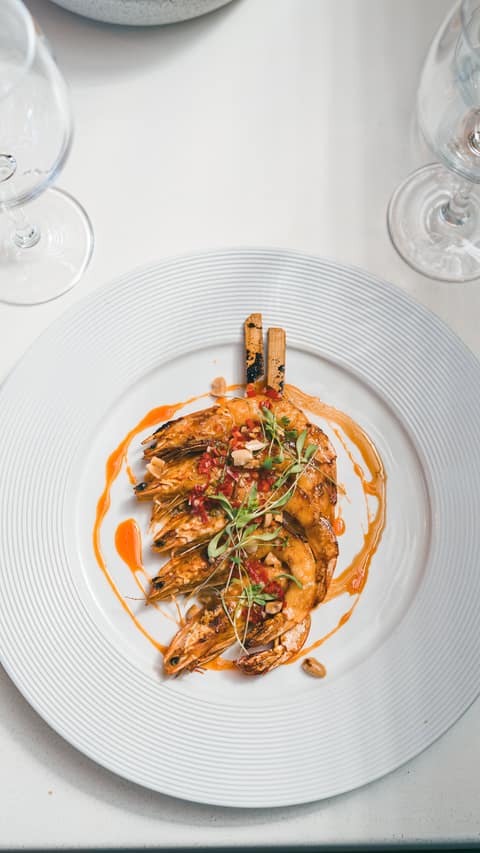 Plated king prawns